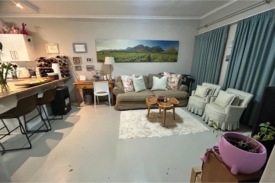 To Let 2 Bedroom Property for Rent in Paarl South Western Cape